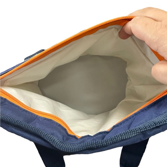 Authentic Disney Cruise line Insulated Cooler Bag - Picture 8 of 9